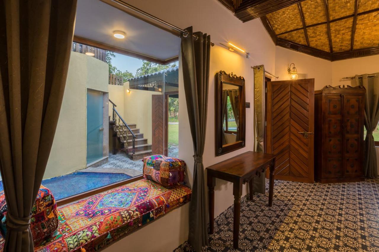 Sterling Padam Pench Hotel Khawasa Exterior photo