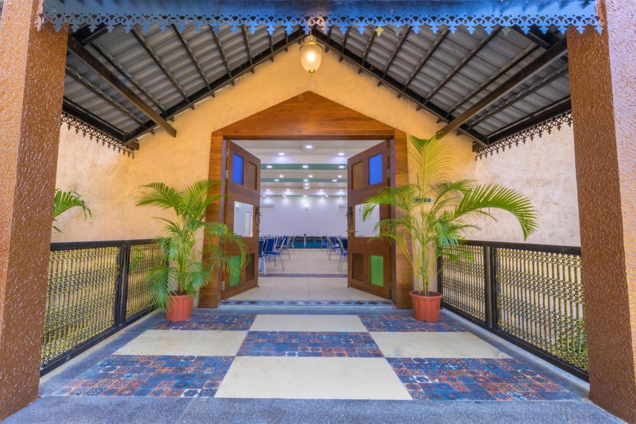 Sterling Padam Pench Hotel Khawasa Exterior photo